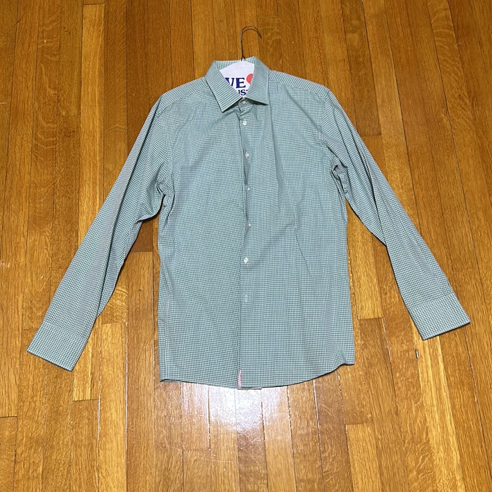 Hugo Boss sharp fit button down shirt